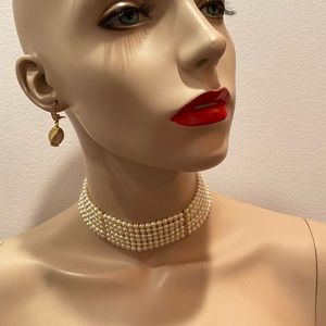 Cream Swarovski pearls chocker wedding necklace, Handmade in the USA